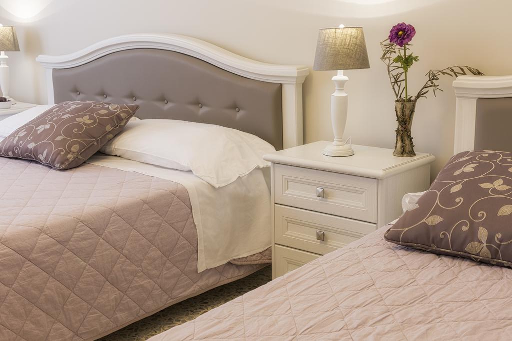 Aurora Guest House Рим Екстер'єр фото