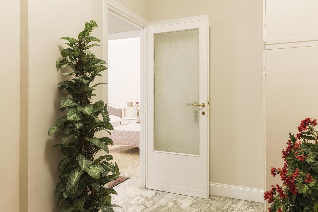 Aurora Guest House Рим Екстер'єр фото